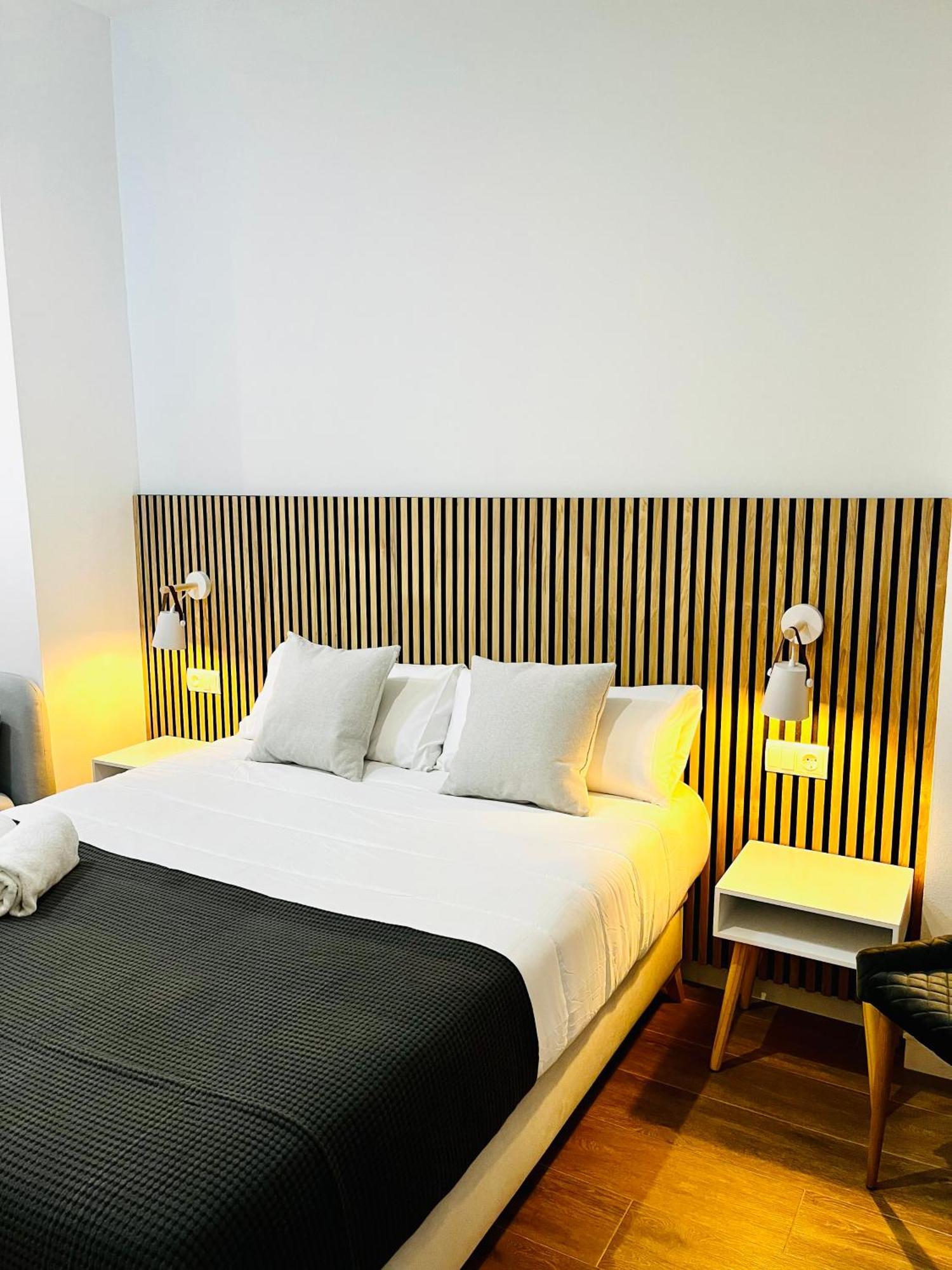 Travel Habitat Mediterranean Suites Valencia Habitación foto
