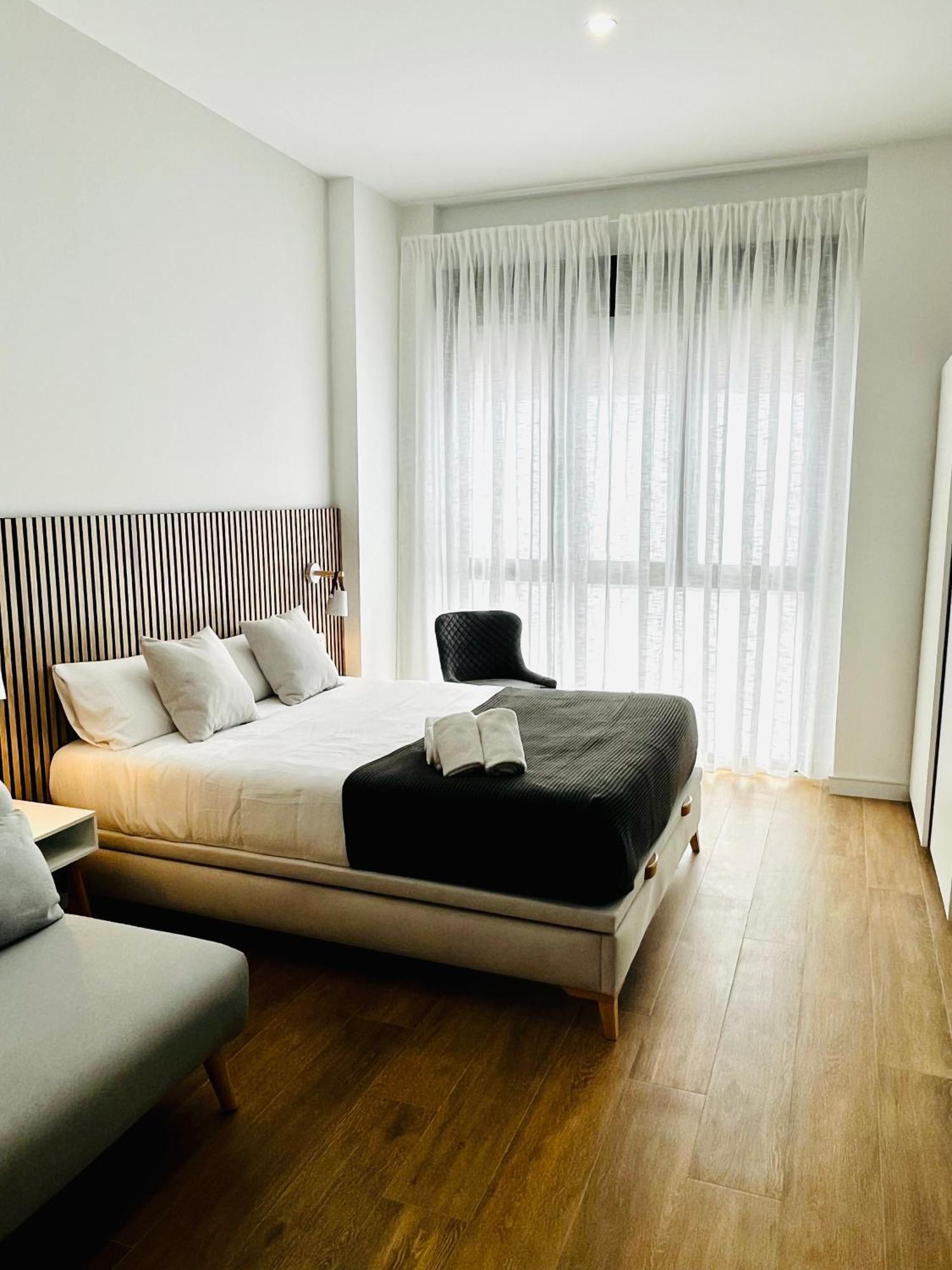 Travel Habitat Mediterranean Suites Valencia Habitación foto